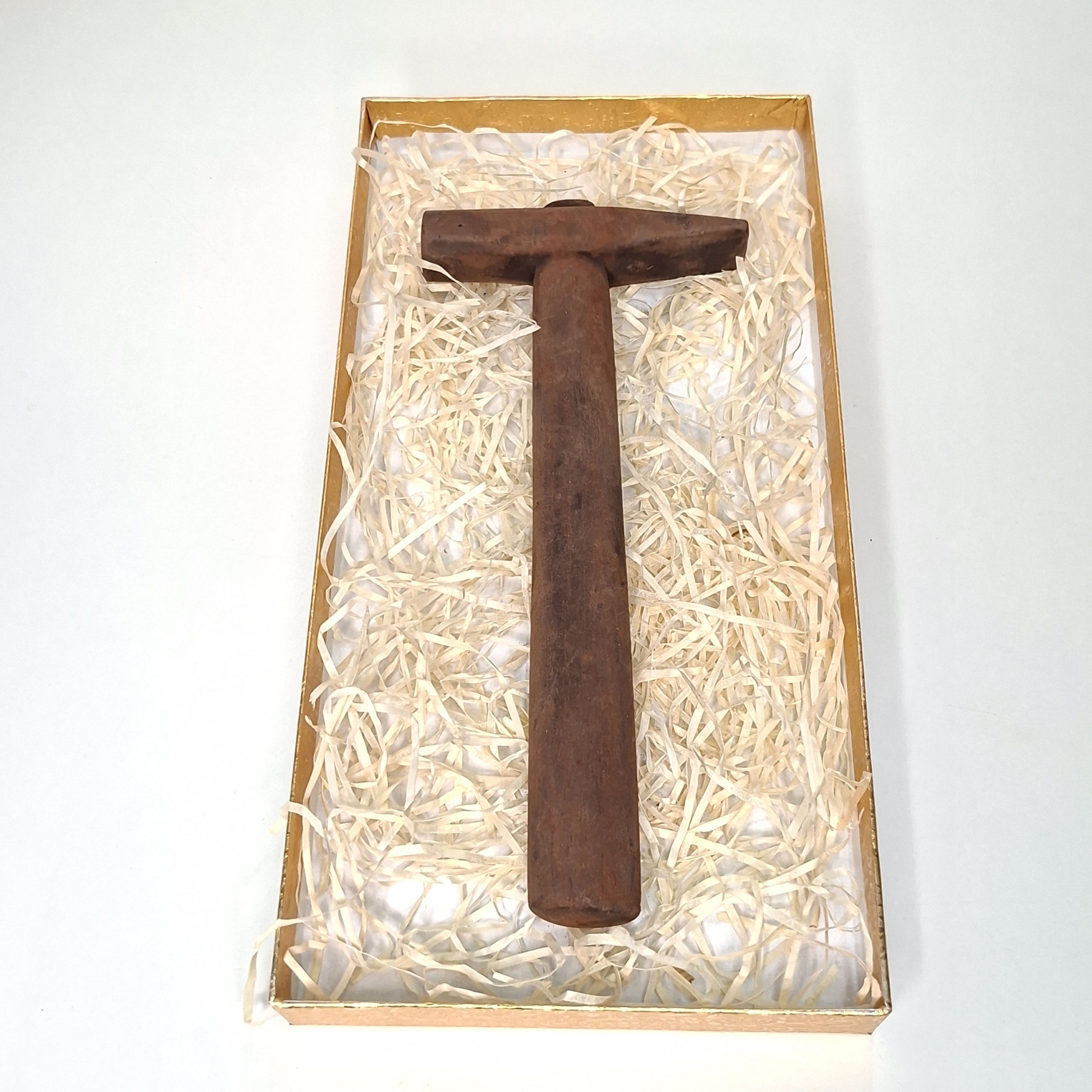 Hammer aus Schokolade