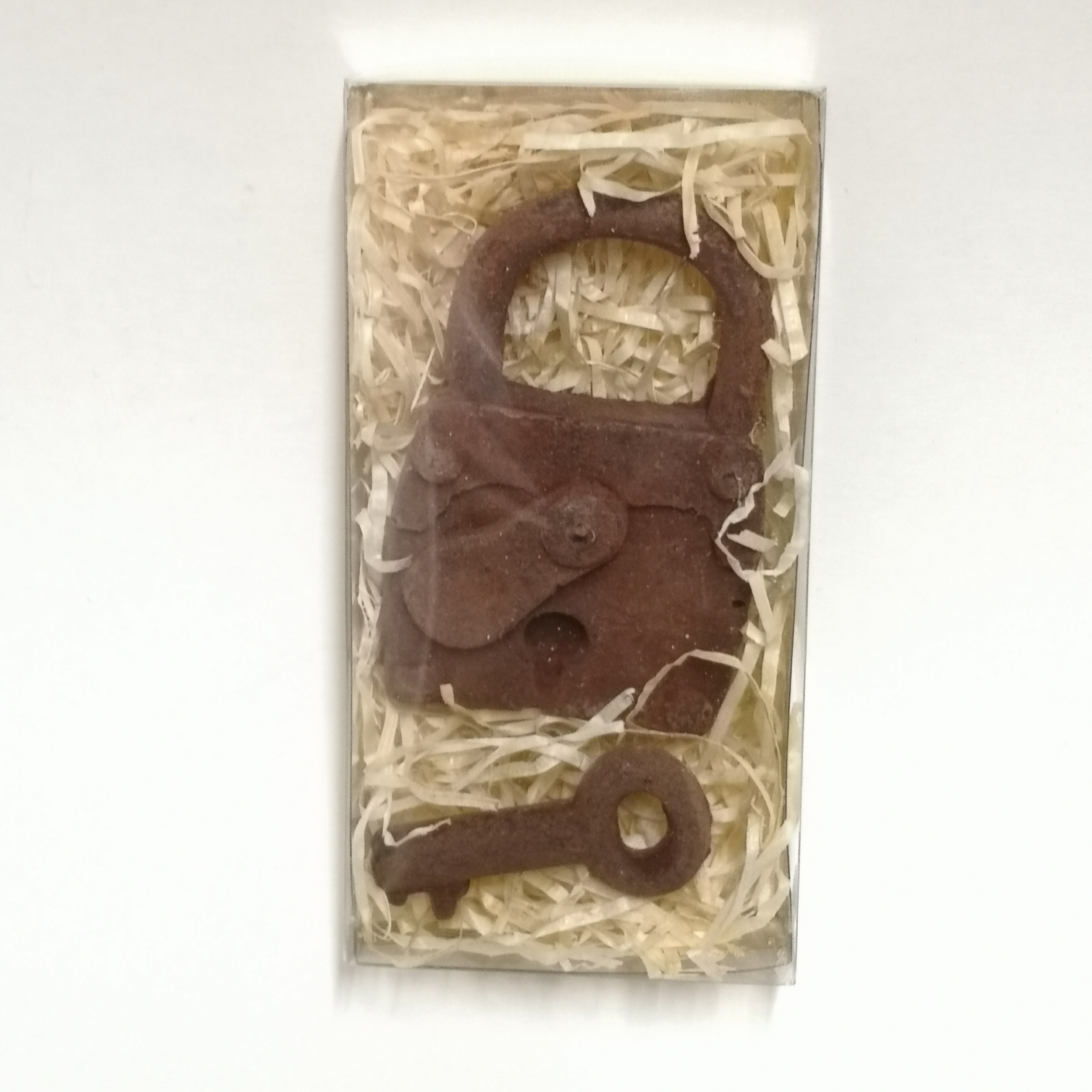 Schloss mit Schlüssel aus Schokolade